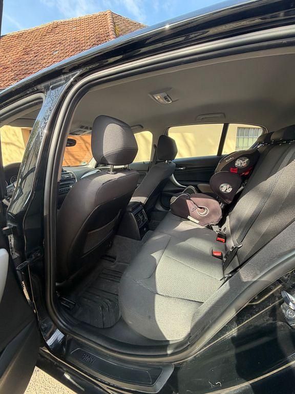 Gebraucht BMW 116 136 PS (100 kW) 2012 Schwarz Kleinwagen