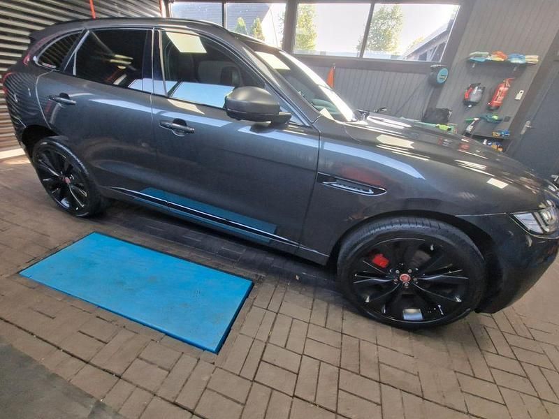 Gebraucht Jaguar F-Pace S 381 PS (280 kW) 2017 Grau SUV