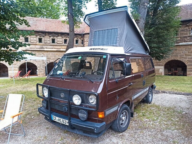 Braun Gebraucht 1983 VW T3 Van | 15.000 € - Bild 1/3