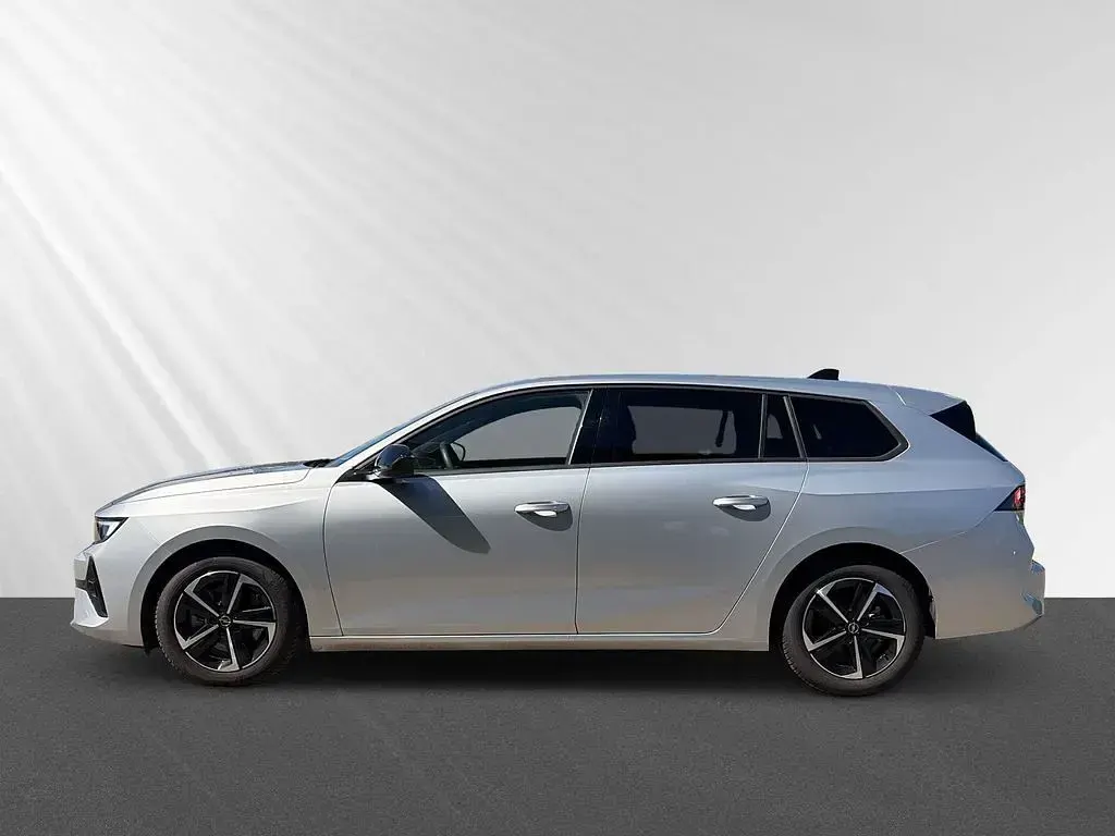 Gebraucht Opel Astra 131 PS (96 kW) 2024 Grau Kleinwagen