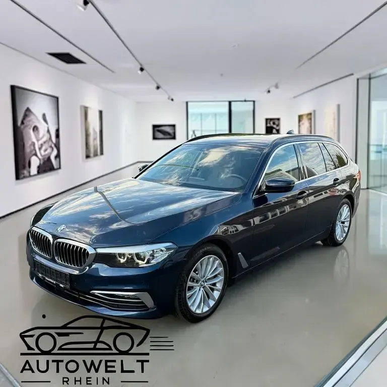 Gebraucht BMW 530 Luxury Line 252 PS (185 kW) 2019 Blau Kombi