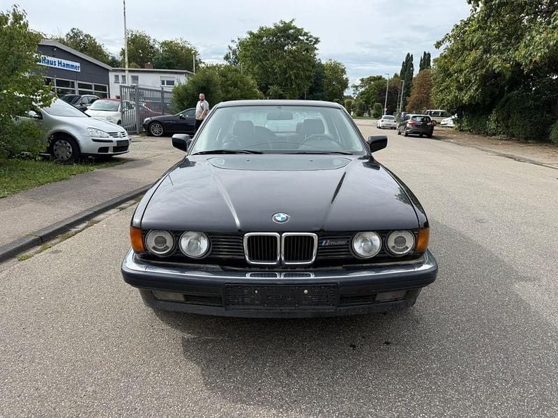 Gebraucht BMW 735 211 PS (155 kW) 1989 Schwarz Limousine