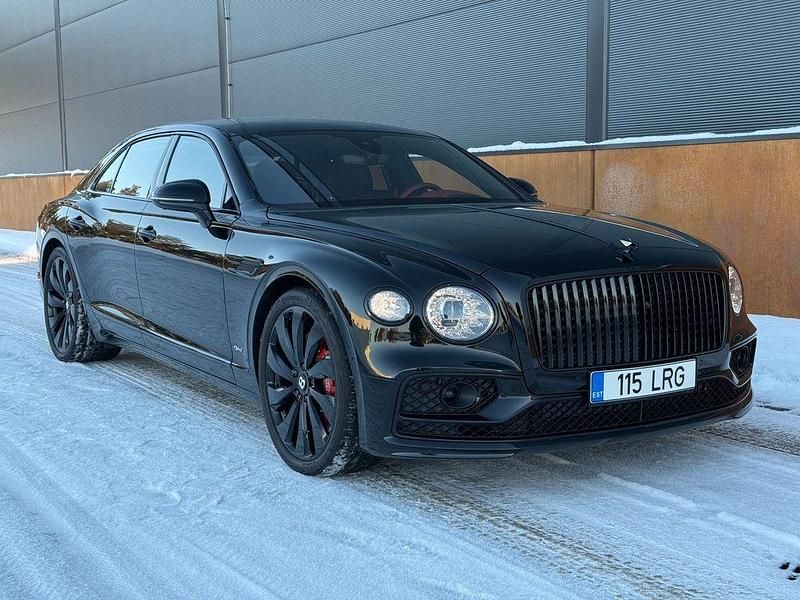 Gebraucht Bentley Flying Spur Mulliner 544 PS (400 kW) 2022 Schwarz Limousine