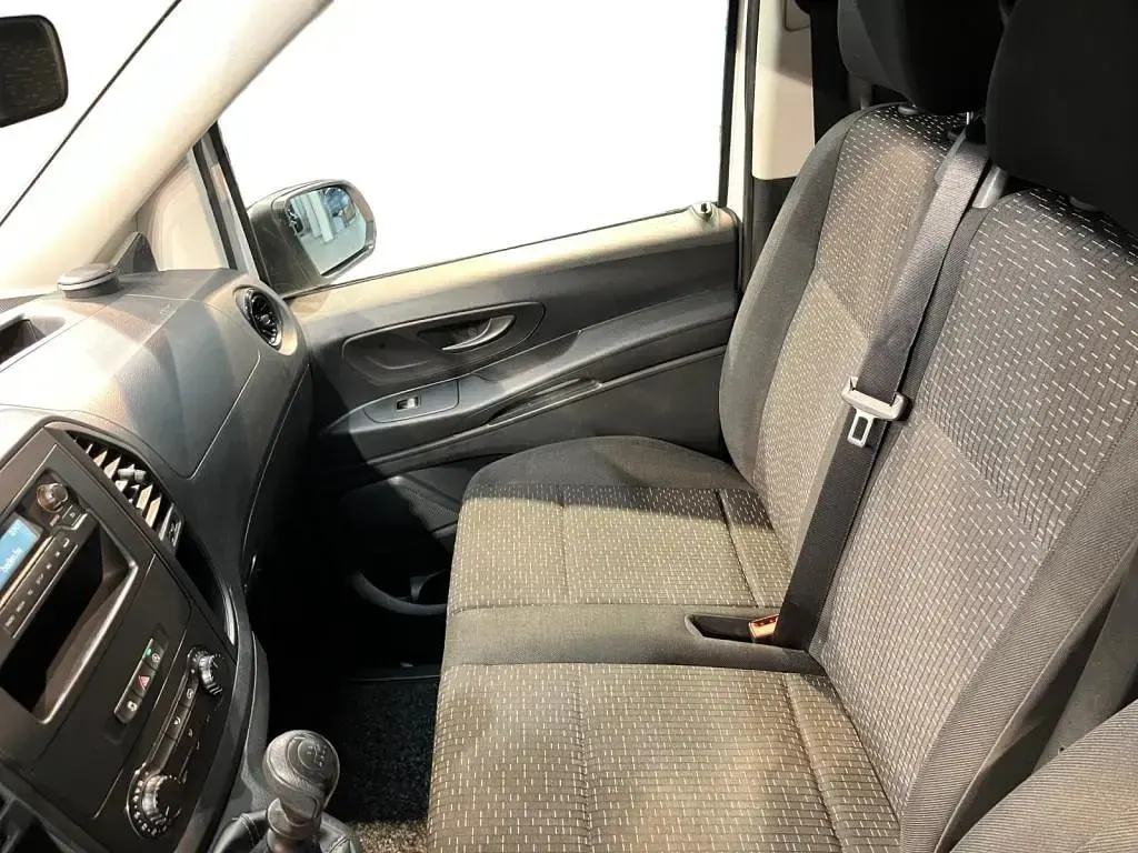 Usata Mercedes Vito 102 CV (75 kW) 2023 Bianco Furgone