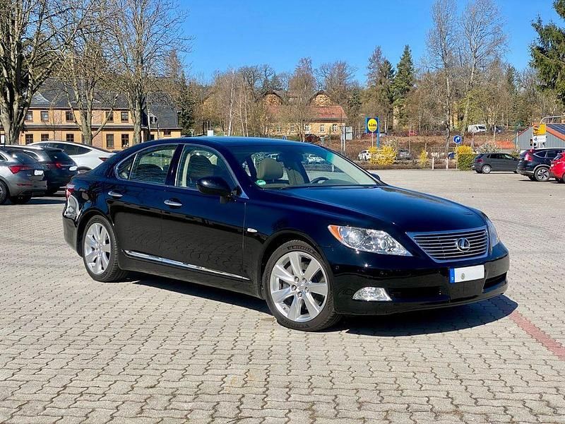 Gebraucht Lexus LS460 381 PS (280 kW) 2007 Schwarz Limousine