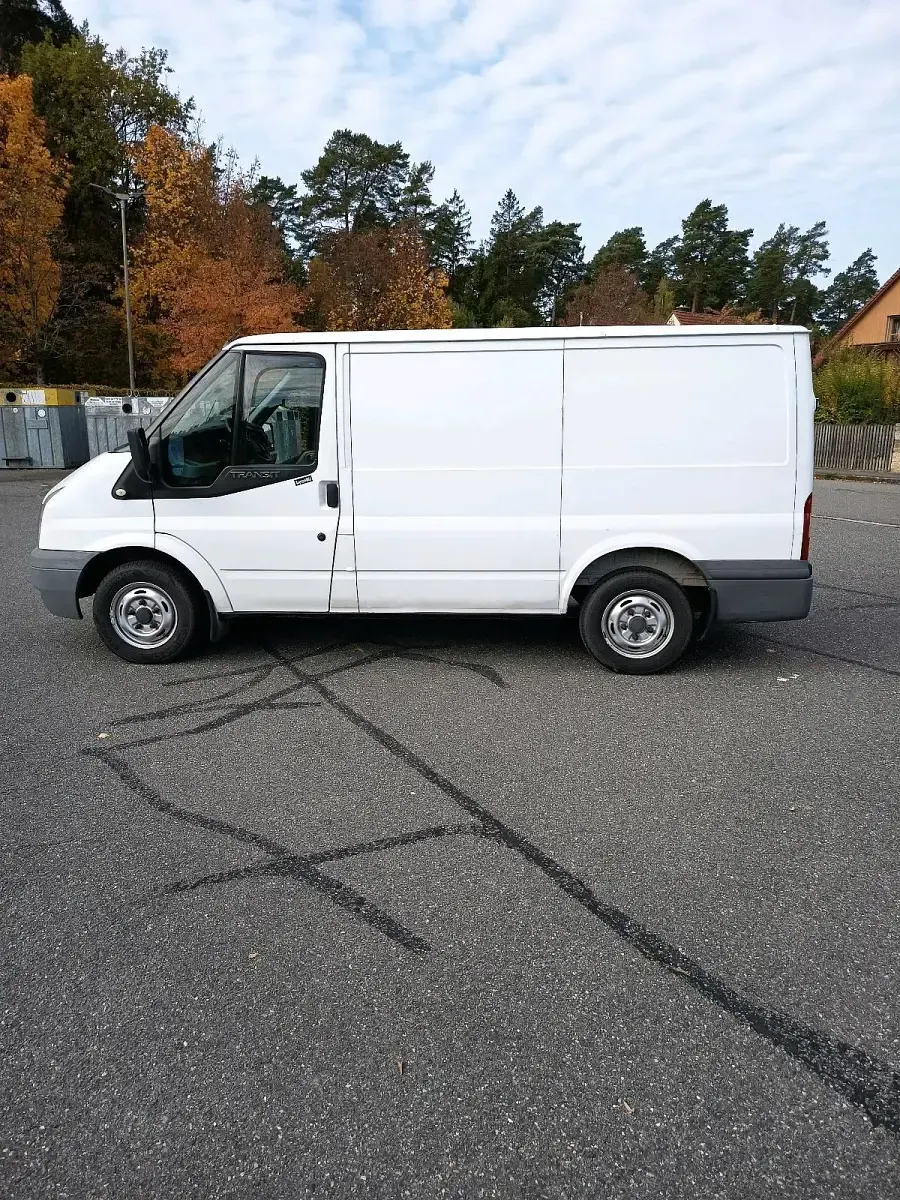 Gebraucht Ford Transit 86 PS (63 kW) 2009 Weiß Van / Kleinbus