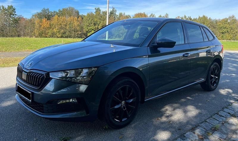 Gebraucht Skoda Scala 116 PS (85 kW) 2019 Grau Kleinwagen