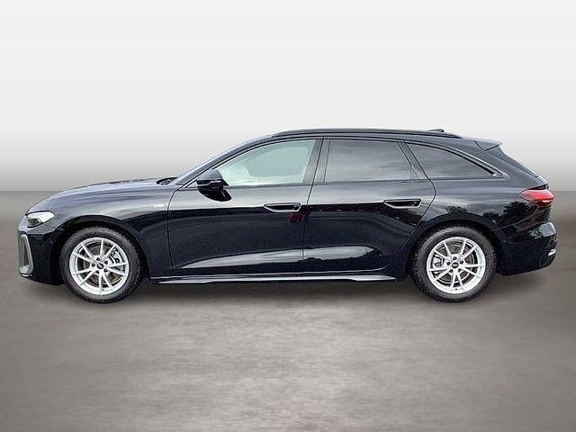 Gebraucht Audi A5 Ambiente 204 PS (150 kW) 2025 Mythosschwarz metallic Coupé