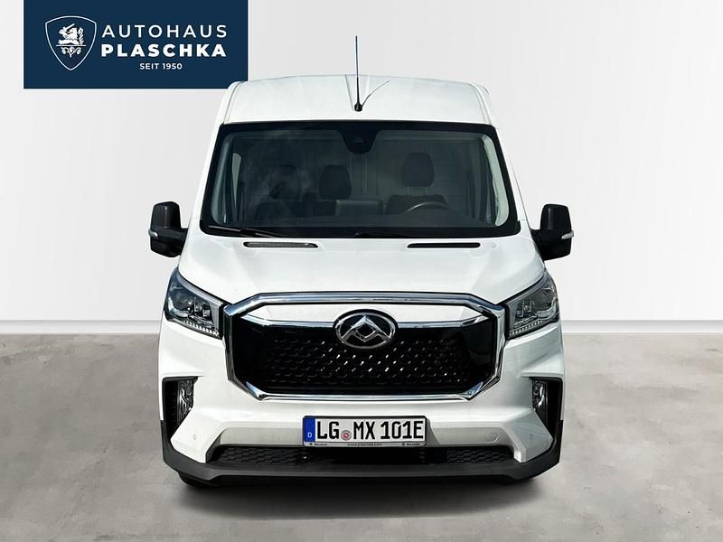 Używany Maxus eDeliver 9 150 kW (204 KM) 2023 Biały Van