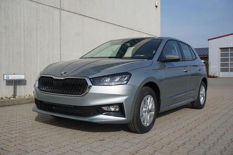 Neu Skoda Fabia 95 PS (69 kW) 2026 Silber metallic Kleinwagen