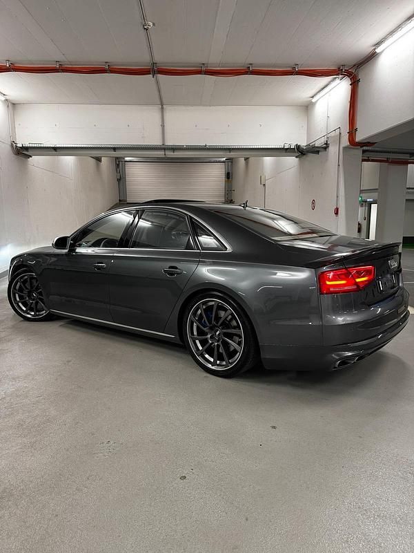 Gebraucht Audi A8 Exclusive 371 PS (272 kW) 2010 Grau Limousine