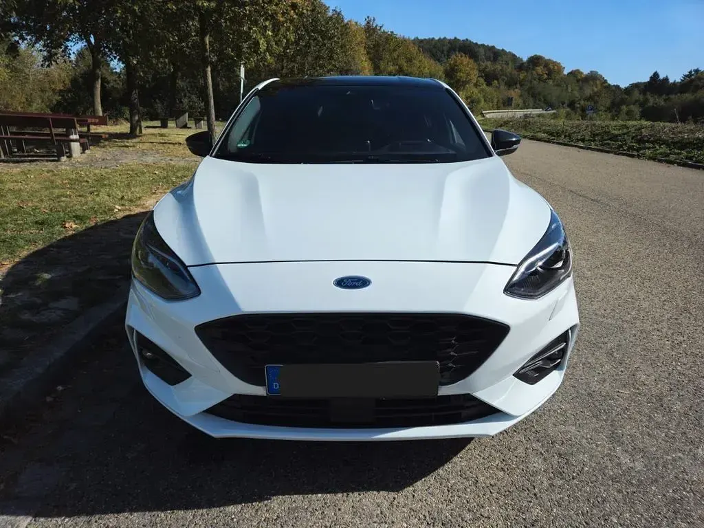 Usata Ford Focus ST-Line 150 CV (110 kW) 2018 Bianco Berlina