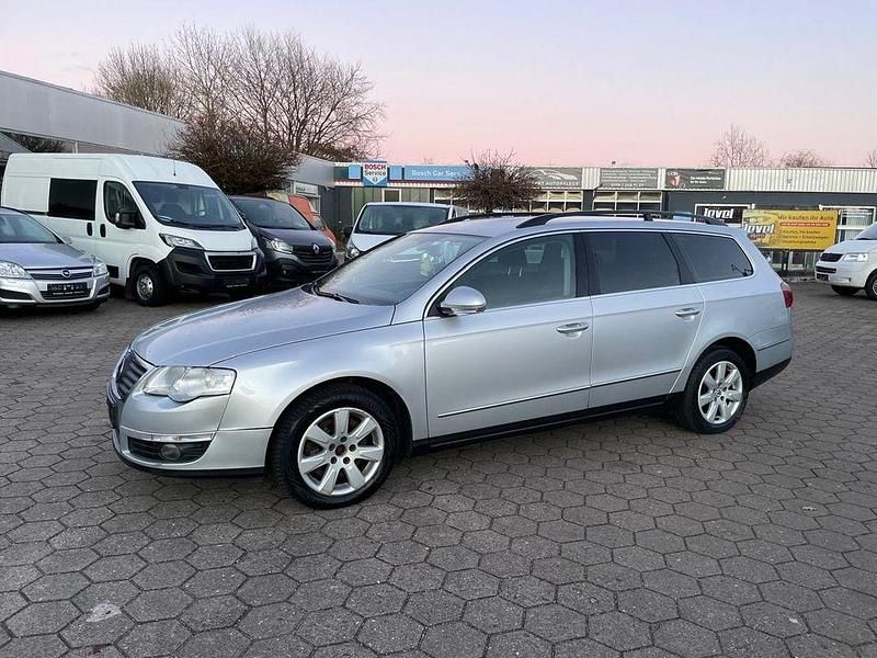 Silber Gebraucht 2008 VW Passat Comfortline Kombi | 5.000 € (Etwas zu teuer) - Bild 1/4