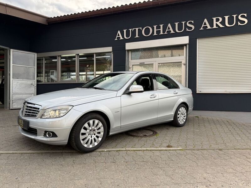 Silber Gebraucht 2007 Mercedes C180 Limousine | 9.350 € (Fairer Preis) - Bild 1/4
