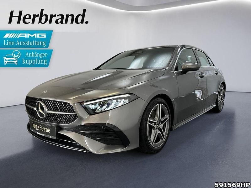 Metalliclack mountaingrau Gebraucht 2025 Mercedes A200 AMG line Limousine | 32.990 € (Fairer Preis) - Bild 1/4