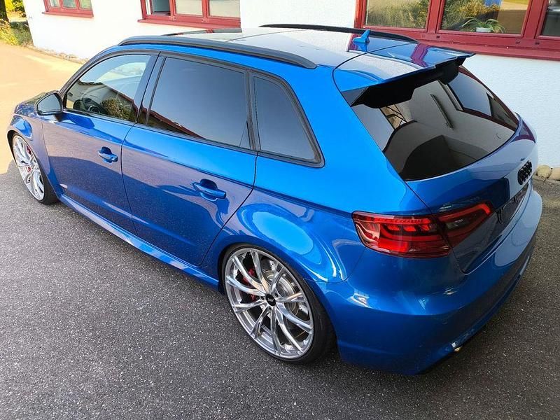 Gebraucht Audi RS3 Sport 367 PS (269 kW) 2015 Blau Limousine