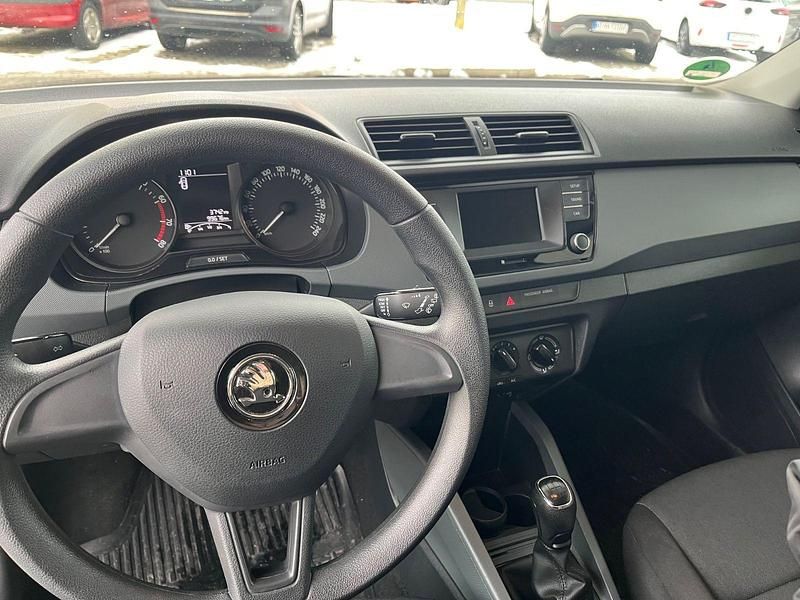 Gebraucht Skoda Fabia Cool Plus 60 PS (44 kW) 2018 Grau Kleinwagen