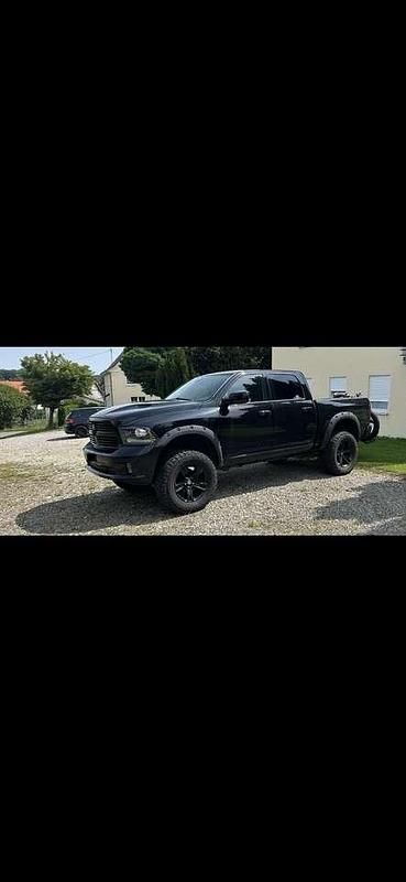 Gebraucht Dodge Ram 401 PS (294 kW) 2013 Schwarz Abholung