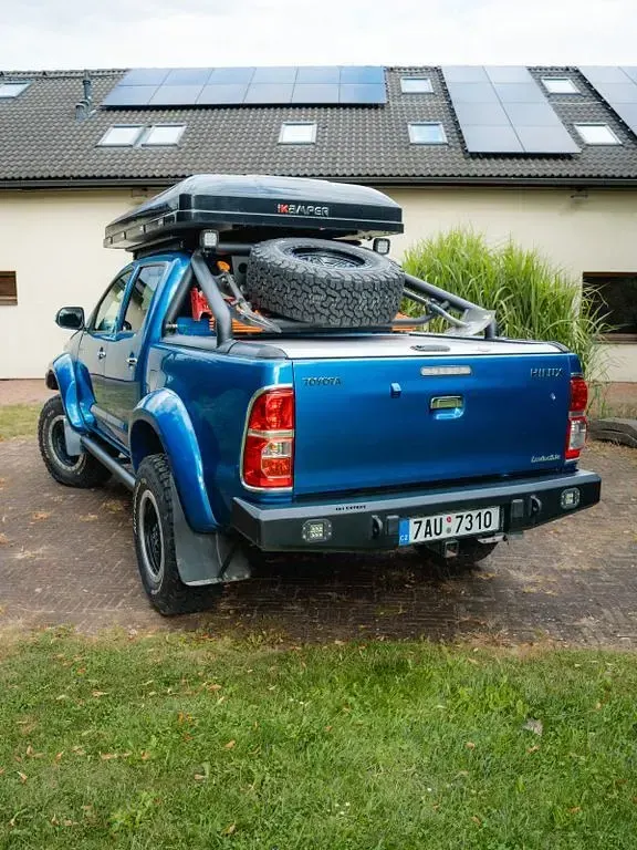 Gebraucht Toyota HiLux 171 PS (125 kW) 2015 Blau Pickup