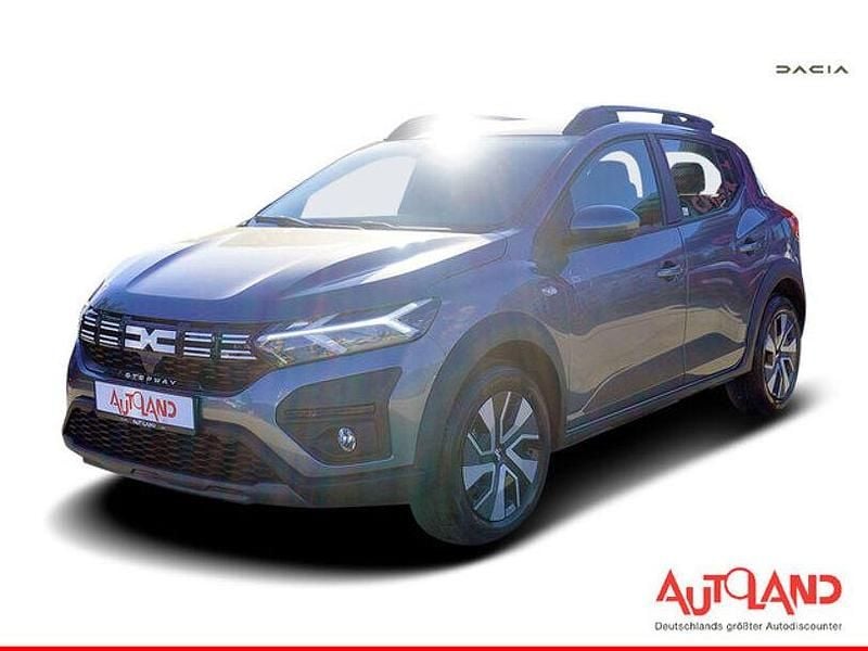 Grau Neu 2025 Dacia Sandero Stepway Kleinwagen | 17.990 € (Fairer Preis) - Bild 1/4