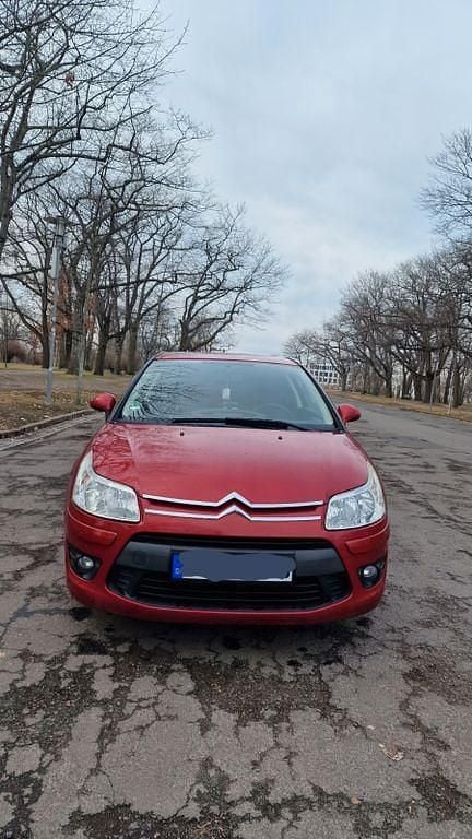 Rot Gebraucht 2009 Citroën C4 Advance Coupé | 2.200 € (Fairer Preis) - Bild 1/4
