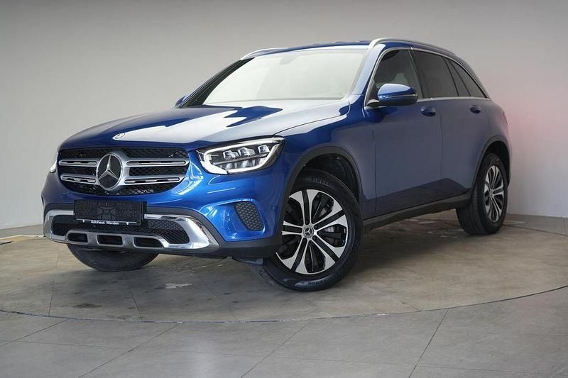 Gebraucht Mercedes GLC300e 194 PS (142 kW) 2022 Blau SUV