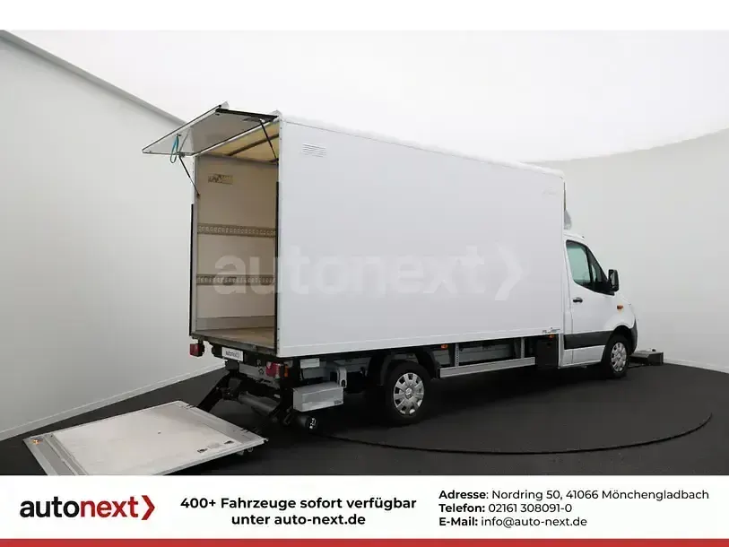 Używany Mercedes Sprinter 150 KM (110 kW) 2023 Biały Van