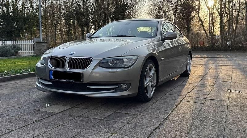 Gebraucht BMW 330 M Sport 245 PS (180 kW) 2011 Coupé