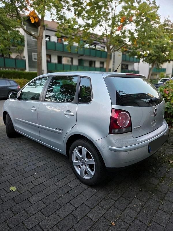 Second-hand VW Polo 70 CP (51 kW) 2009 Gri Hatchback