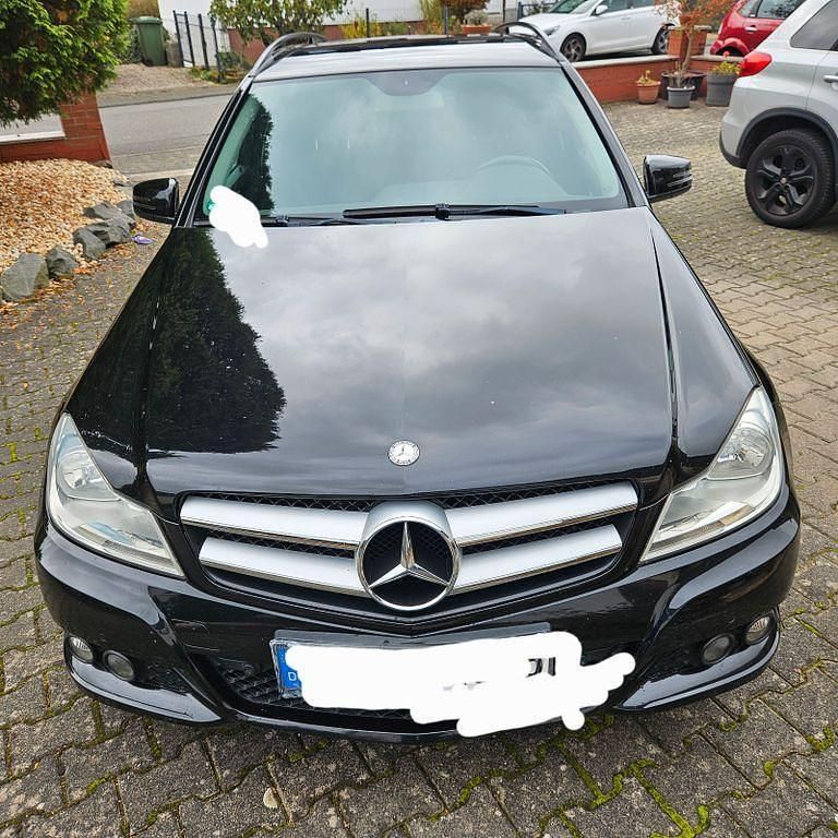 Gebraucht Mercedes C200 184 PS (135 kW) 2012 Schwarz Kombi