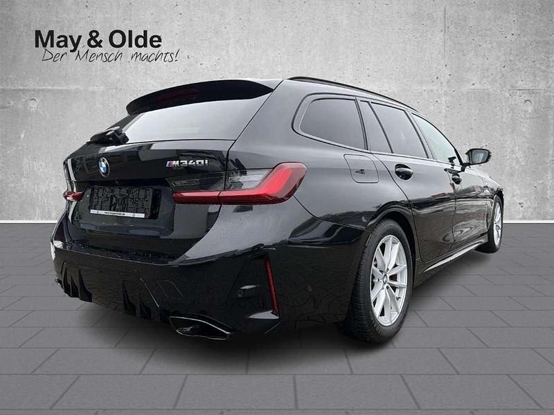Gebraucht BMW 340 374 PS (275 kW) 2025 Black sapphire metallic Kombi