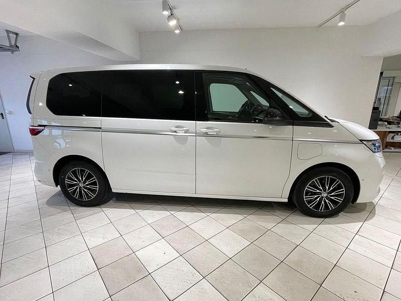 Gebraucht VW Multivan 150 PS (110 kW) 2022 Weiß Van