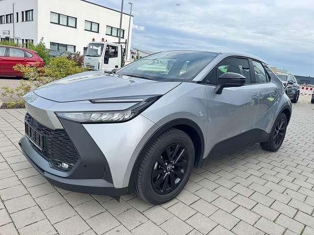 Silber metallic Gebraucht 2024 Toyota C-HR Business Edition SUV | 30.190 € (Fairer Preis) - Bild 1/1