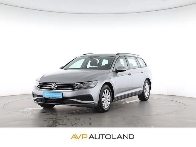 Gebraucht VW Passat Conceptline 150 PS (110 kW) 2023 Pyritsilber (metallic) Kombi