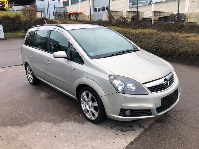 Silber Gebraucht 2006 Opel Zafira Van / Kleinbus | 2.900 € (Fairer Preis) - Bild 1/4