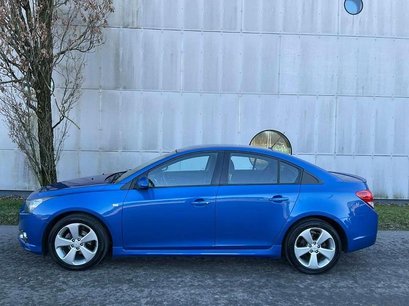 Gebraucht Chevrolet Cruze 141 PS (103 kW) 2011 Blau Limousine