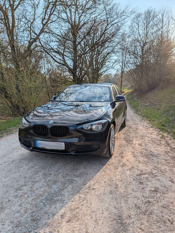 Gebraucht BMW 116 136 PS (100 kW) 2014 Schwarz Kleinwagen