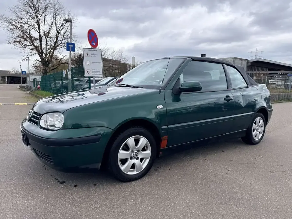 Gebraucht VW Golf Classicline 116 PS (85 kW) 2002 Grün Cabrio