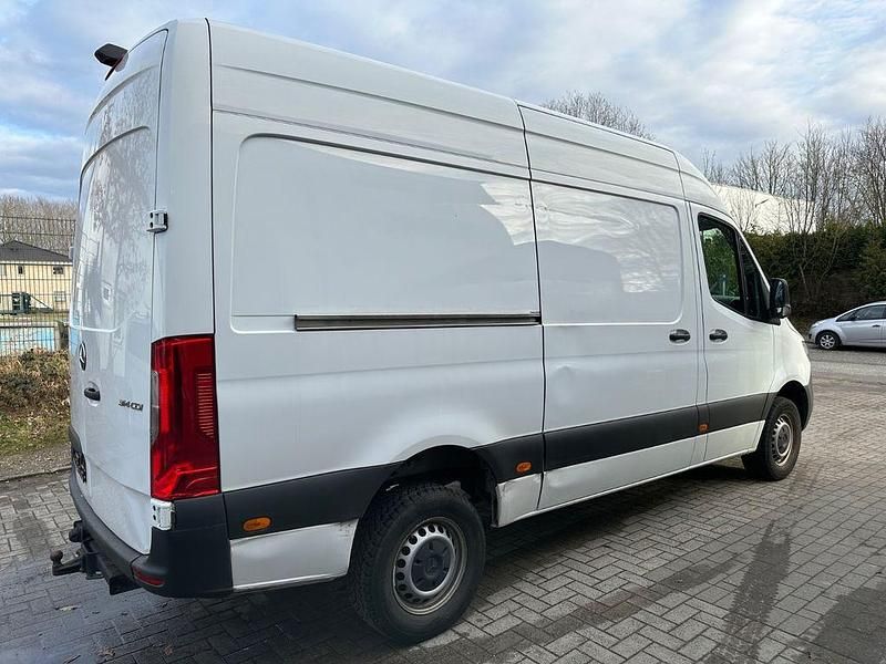 Gebraucht Mercedes Sprinter 143 PS (105 kW) 2020 Weiß Van