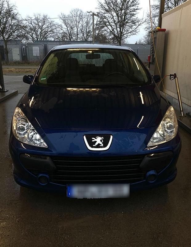 Blau Gebraucht 2007 Peugeot 307 Kleinwagen | 3.500 € (Teuer) - Bild 1/4