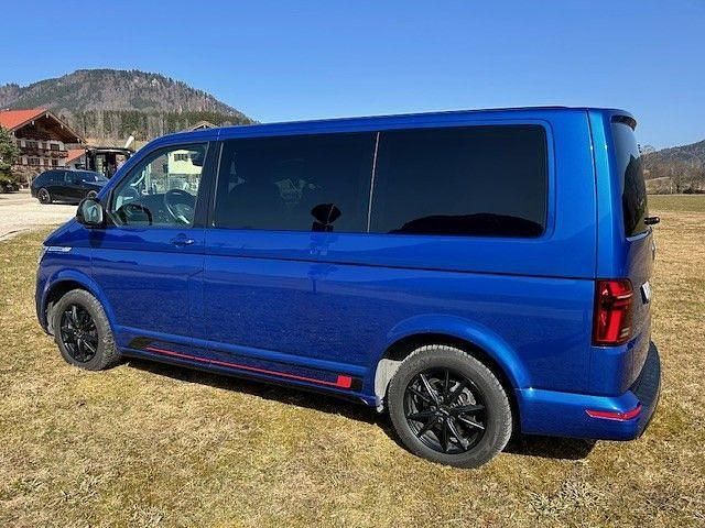 Gebraucht VW Multivan 204 PS (150 kW) 2021 Blau Van