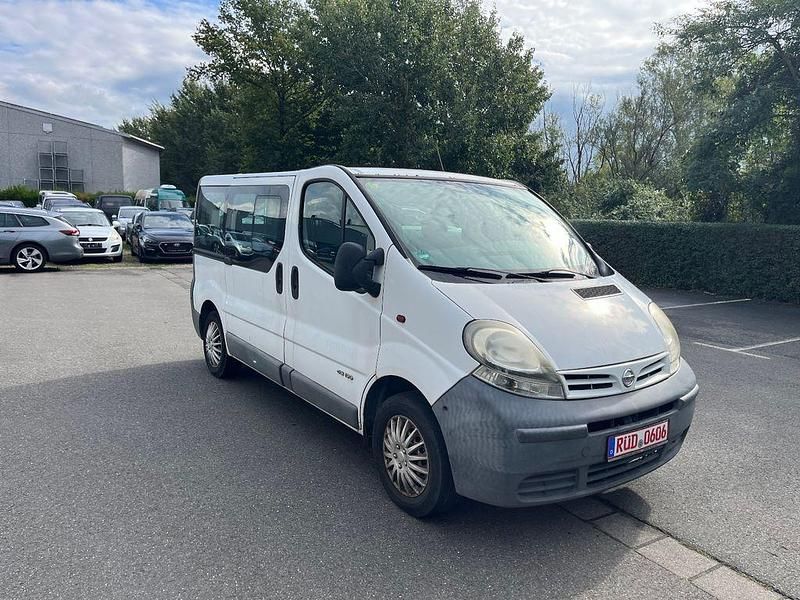 Gebraucht Nissan Primastar 101 PS (74 kW) 2003 Weiß Van / Kleinbus