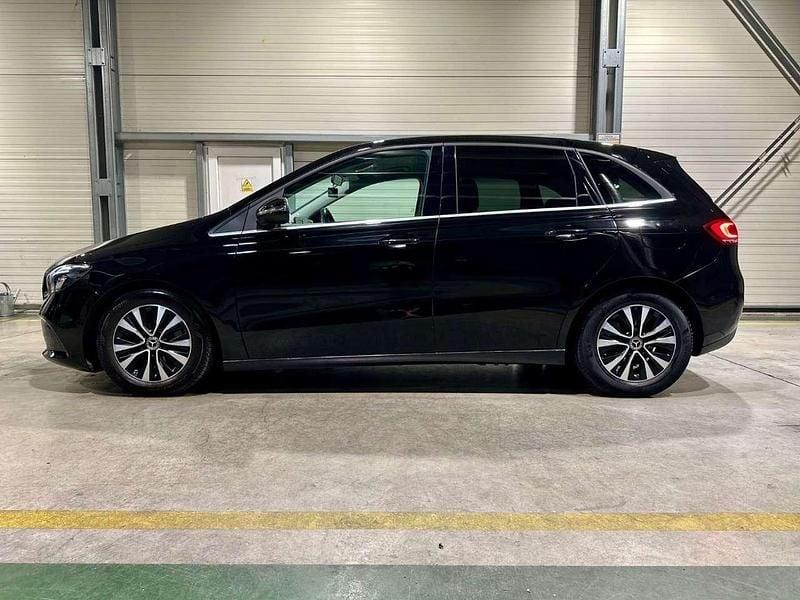 Gebraucht Mercedes B180 116 PS (85 kW) 2020 Schwarz Van / Kleinbus