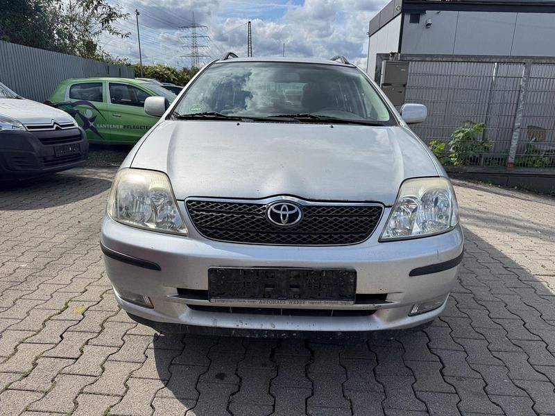 Silber Gebraucht 2002 Toyota Corolla Kombi | 3.500 € (Guter Preis) - Bild 1/4