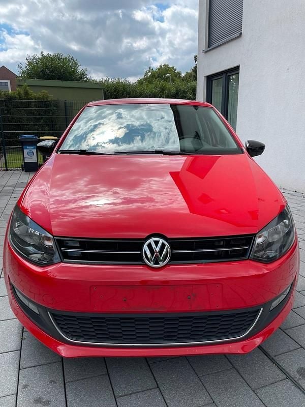 Rot Gebraucht 2011 VW Polo Highline Kleinwagen | 7.800 € (Guter Preis) - Bild 1/4