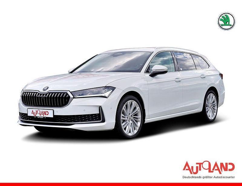 Weiß Neu 2024 Skoda Superb LAURIN & KLEMENT Kombi | 42.890 € (Guter Preis) - Bild 1/4