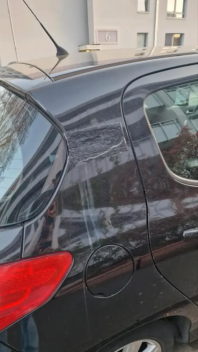 Gebraucht Peugeot 308 120 PS (88 kW) 2012 Schwarz Limousine