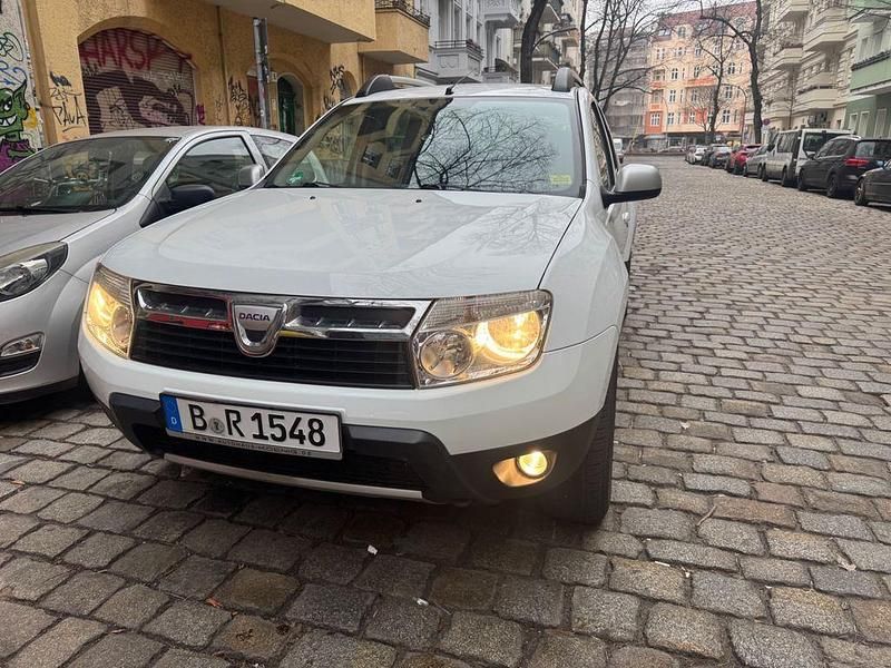Gebraucht Dacia Duster Lauréate 105 PS (77 kW) 2010 Weiß SUV
