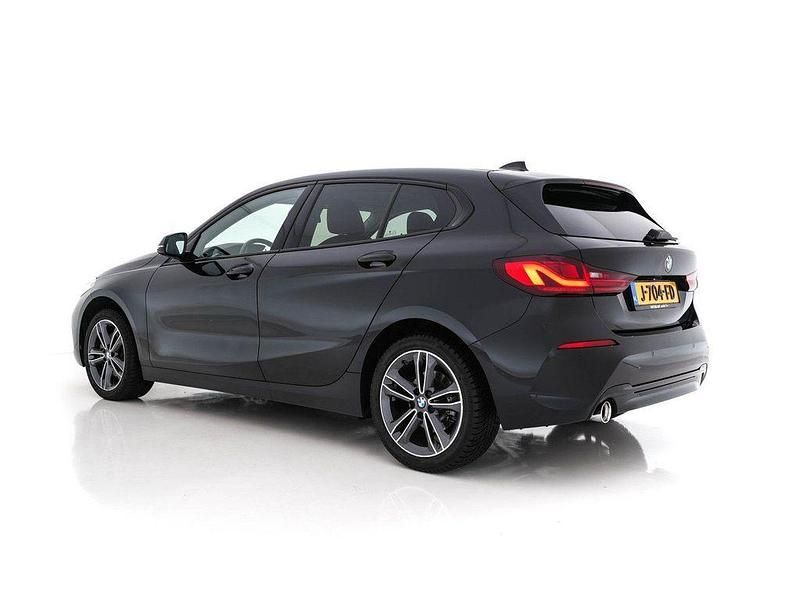 Gebraucht BMW 116 Executive 116 PS (85 kW) 2020 Schwarz Kleinwagen