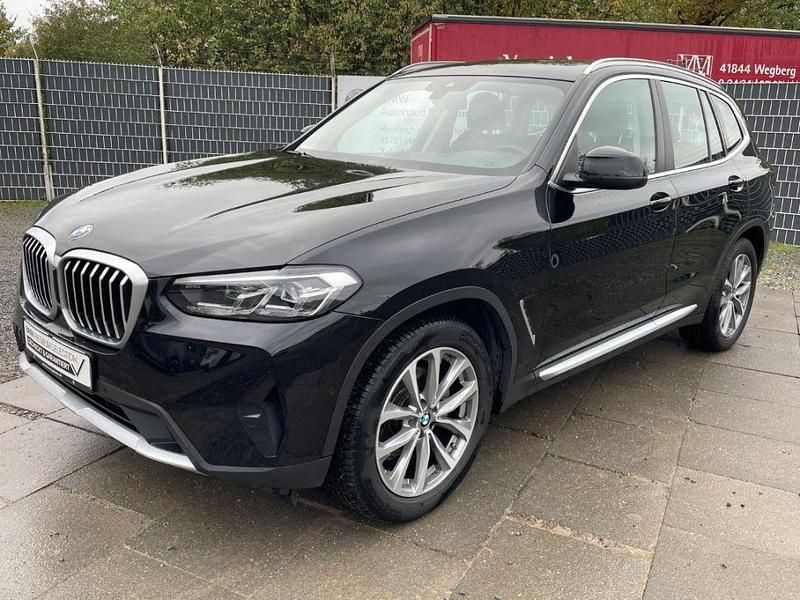 Black sapphire metallic Gebraucht 2023 BMW X3 Sport Line SUV | 44.900 € (Fairer Preis) - Bild 1/3